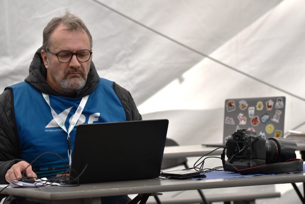 /media/kuvat/jobimedia/hannu-k-mc-2024-nils-kuva-tiina-tervaniemi-1024x683.jpg