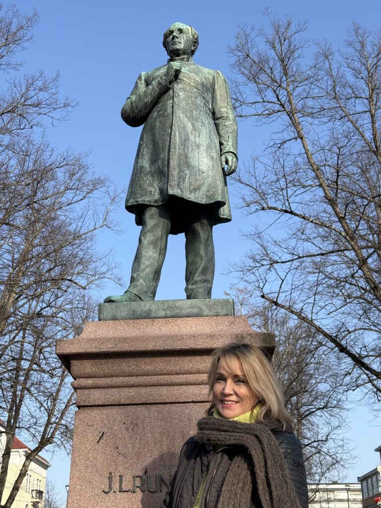 /media/kuvat/jobimedia/jaana_haapala2-porvoo_maaliskuu2026-johan_savola-1-768x1024.jpg