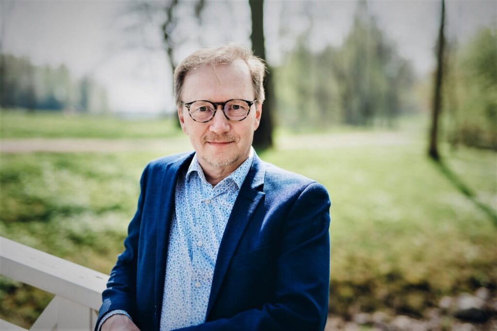 /media/kuvat/jobimedia/jarmo-kokkonen-kuva-marianna-siitonen-havukuva-1024x683.jpg
