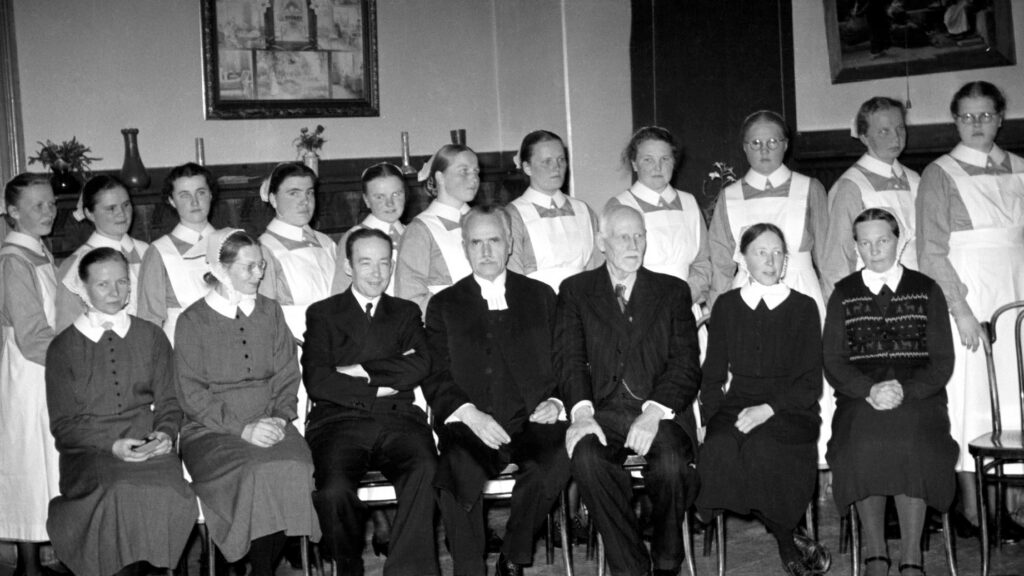 /media/kuvat/jobimedia/koesisaret-hdl-1944-kannisto-1024x576.jpg